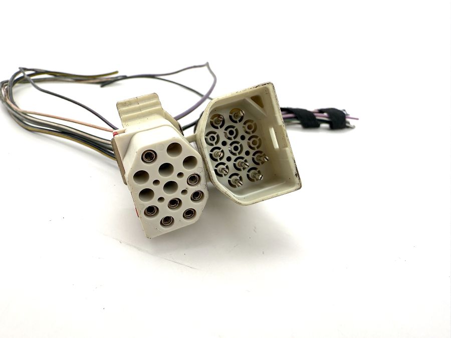 0335451128 0295457428 | Mercedes SL500 | R129 Wiring connector