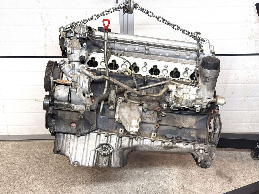 1040103998 | Mercedes 300SL-24 | R129 M104.981 Engine