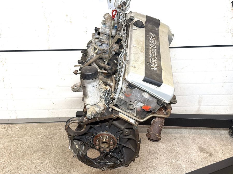 1040103998 | Mercedes 300SL-24 | R129 M104.981 Engine