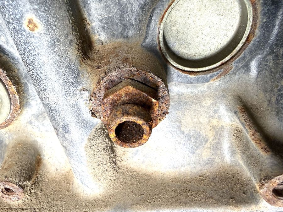 1040103998 | Mercedes 300SL-24 | R129 M104.981 Engine
