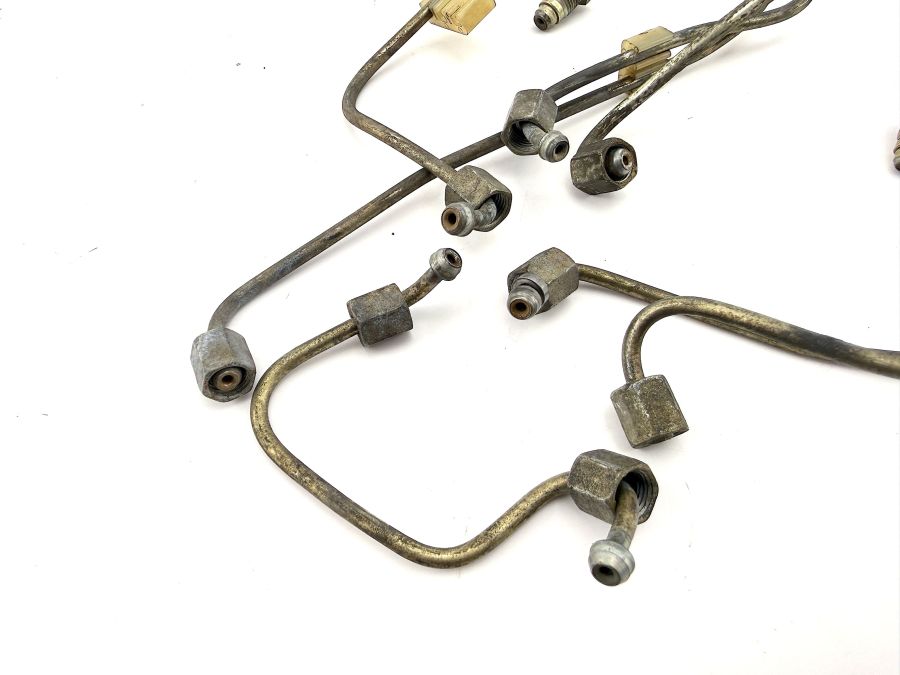 1040700232 1040700332 1040700432 | Mercedes 300SL-24 | R129 Fuel injection line
