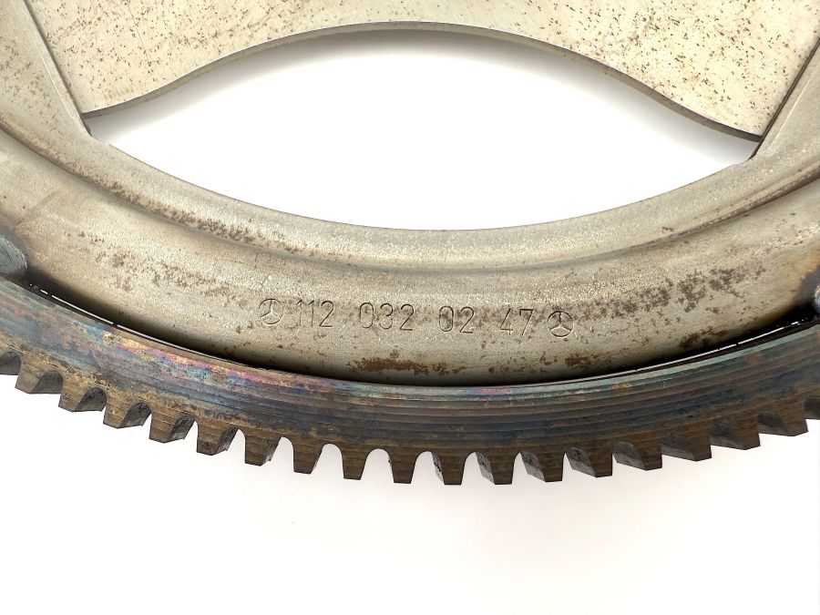 1120320247 | Mercedes SL500 | R129 Flywheel sprocket
