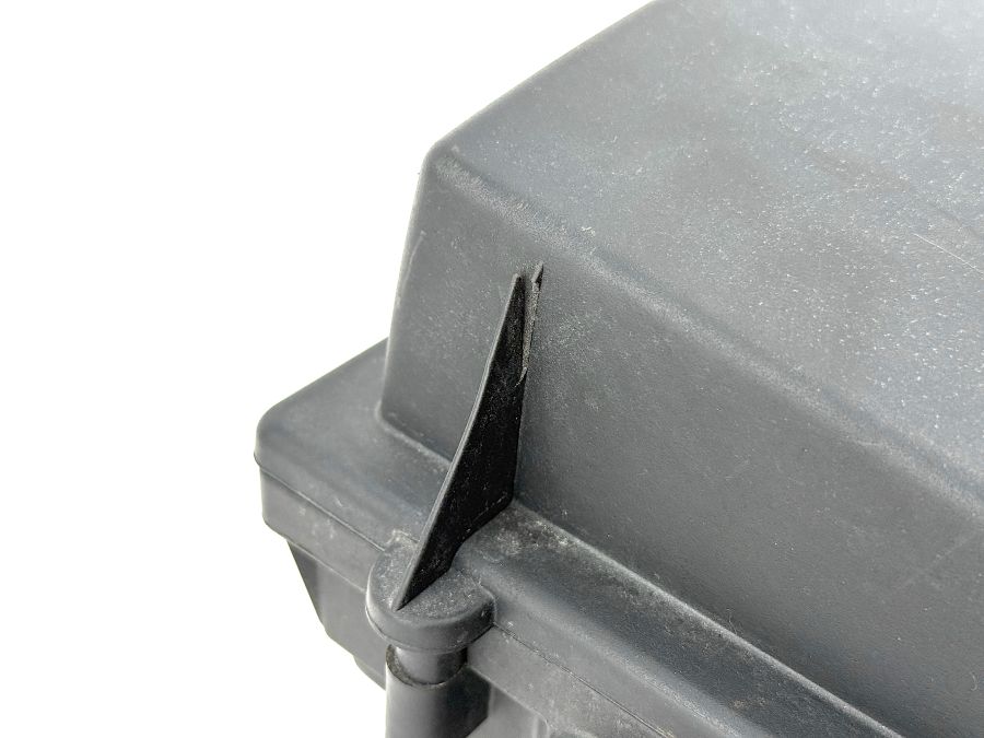 1120900601 | Mercedes SL500 | R129 Engine air intake filter box