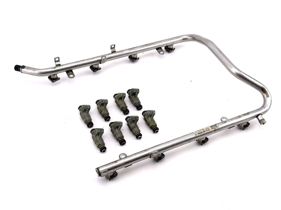 1130700095 1130780049 | Mercedes SL500 | R129 Fuel injection rail