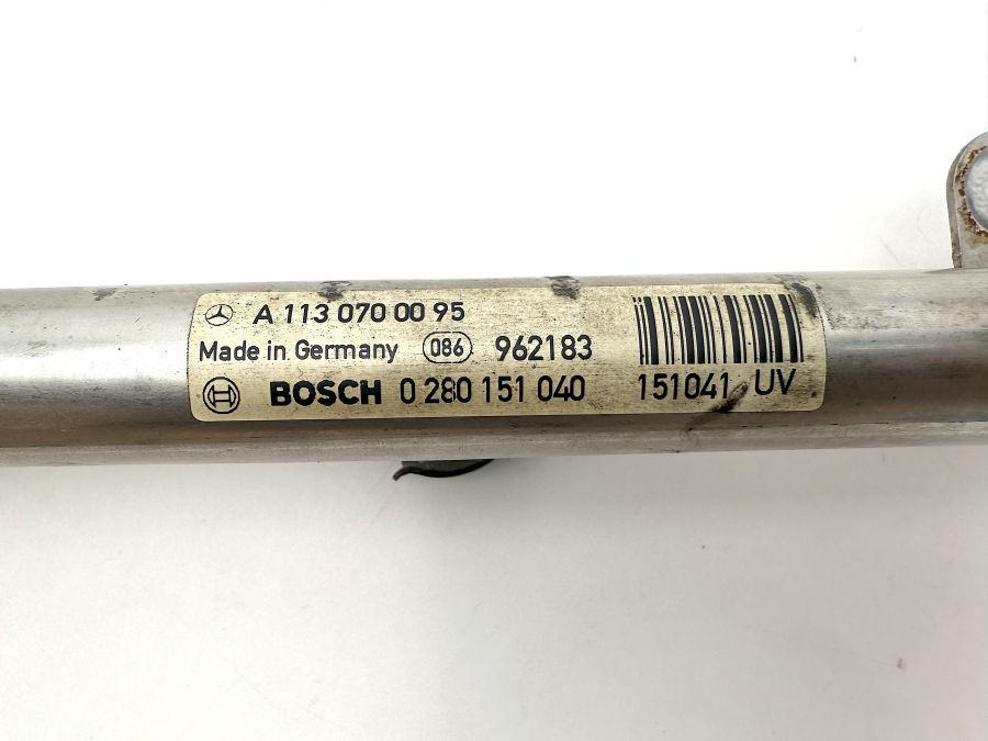 1130700095 1130780049 | Mercedes SL500 | R129 Fuel injection rail
