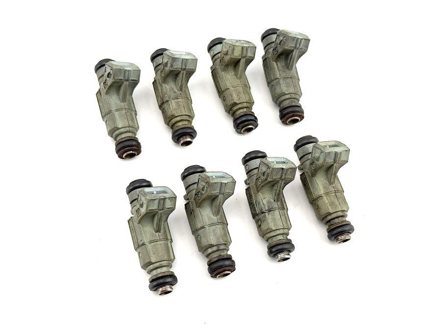 1130700095 1130780049 | Mercedes SL500 | R129 Fuel injection rail