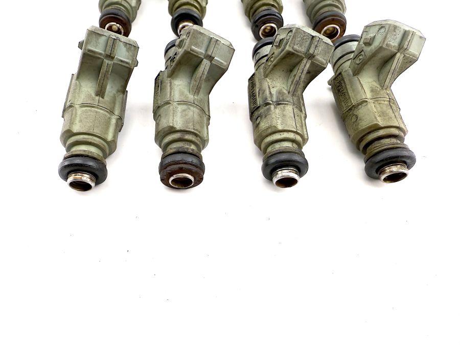 1130700095 1130780049 | Mercedes SL500 | R129 Fuel injection rail