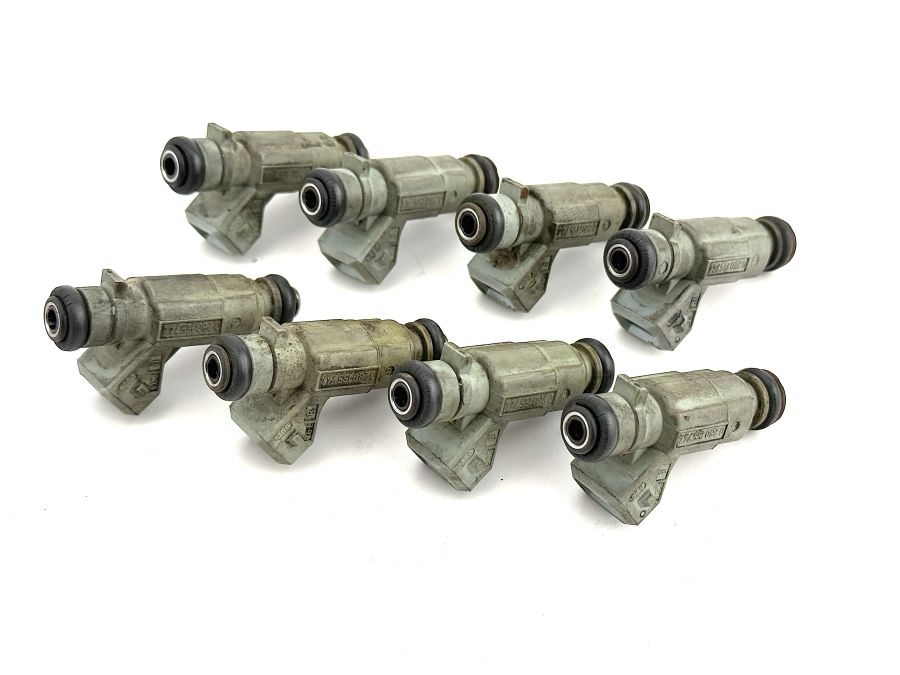 1130700095 1130780049 | Mercedes SL500 | R129 Fuel injection rail