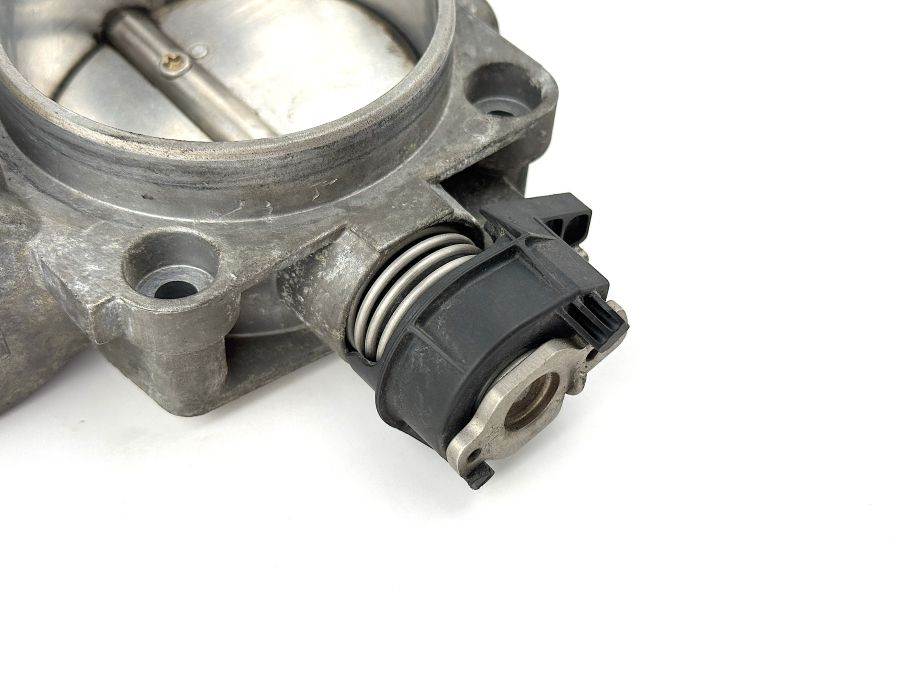1131410025 | Mercedes SL500 | R129 Intake throttle body