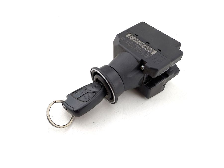 1131531279 2118209126 2305450508 | Mercedes SL500 | R230 Steering ignition trunk door lock key set