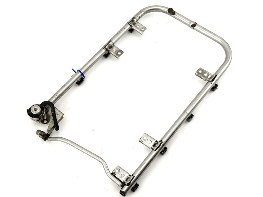 1190700895 | Mercedes SL500 | R129 Fuel injection rail