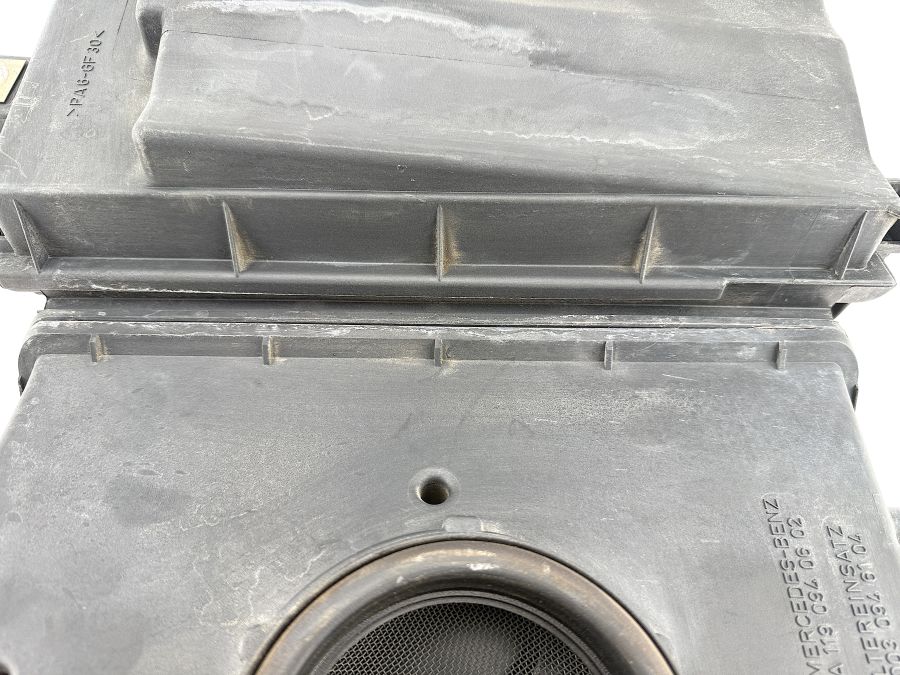 1190940602 0030946104 | Mercedes SL500 | R129 Engine air intake filter box