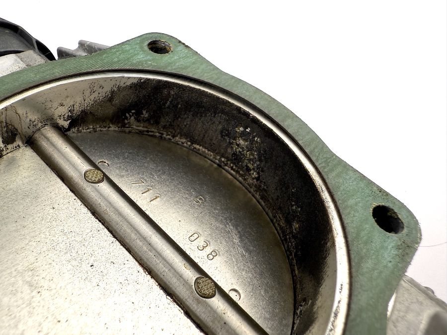 1191410025 0205003037 | Mercedes SL500 | R129 Intake throttle body