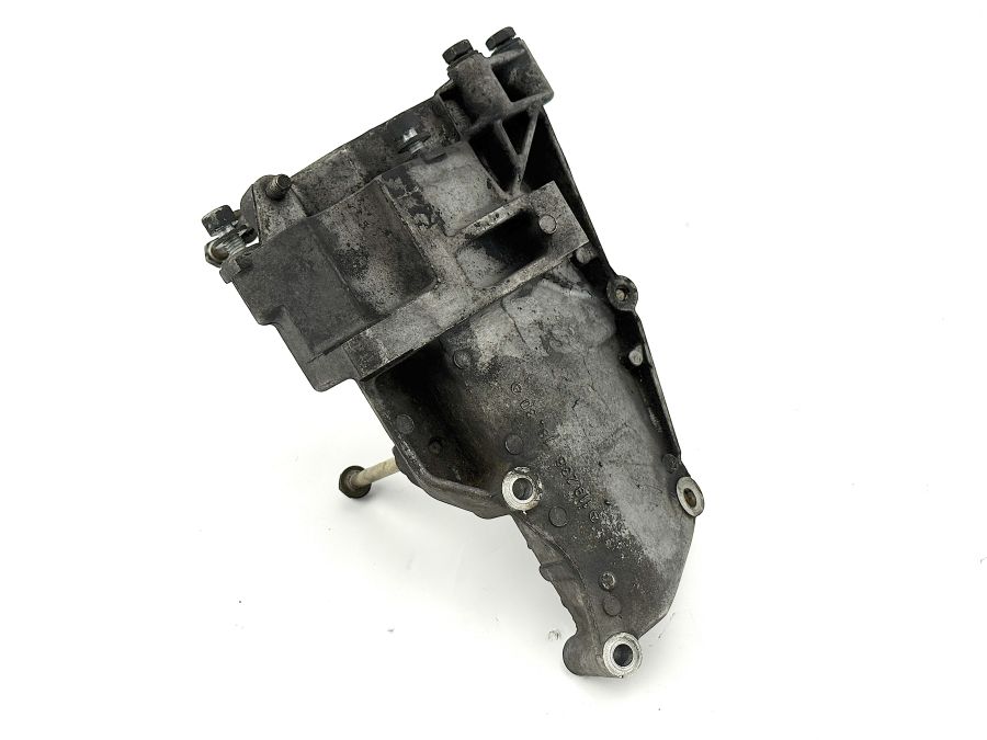 1192361830 | Mercedes SL500 | R129 Air conditioner compressor mounting bracket