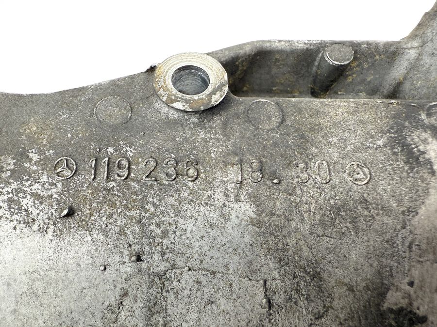 1192361830 | Mercedes SL500 | R129 Air conditioner compressor mounting bracket