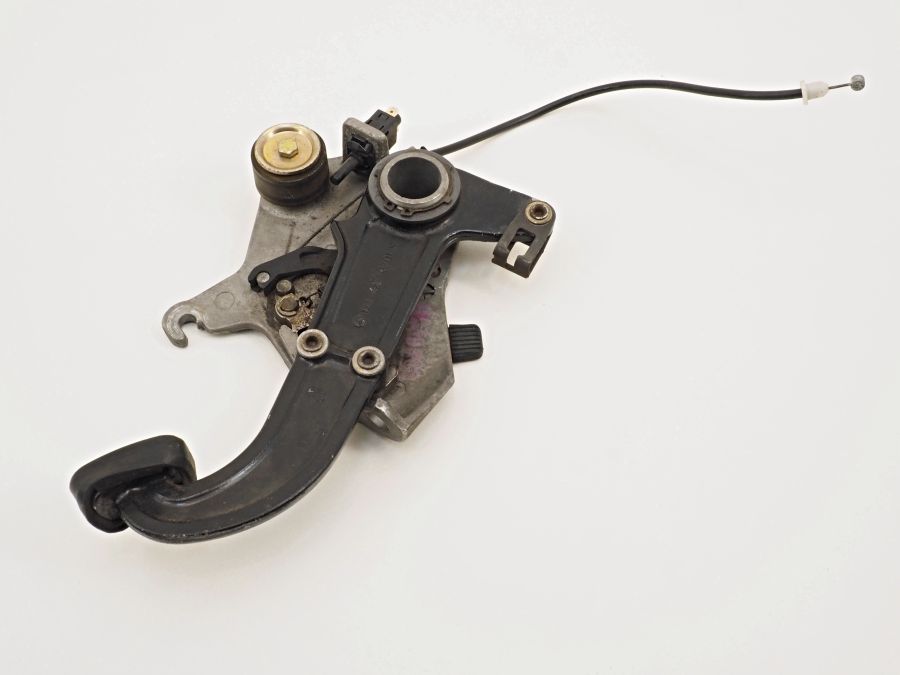 1244270701 2024270236 1405450046 | Mercedes S350 | W140 Parking brake lever pedal assembly