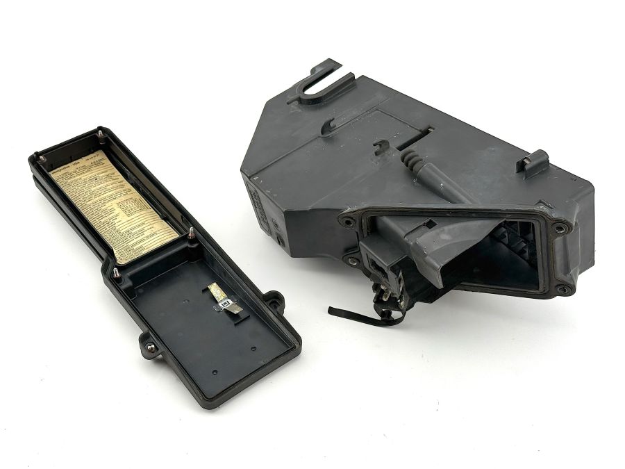 1245401750 1245400082 12454001823 | Mercedes 300SL-24 | R129 Left side fuse box