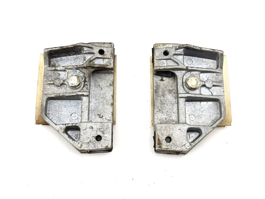 1247250132 1247250232 | Mercedes 300SL-24 | R129 Door window guide