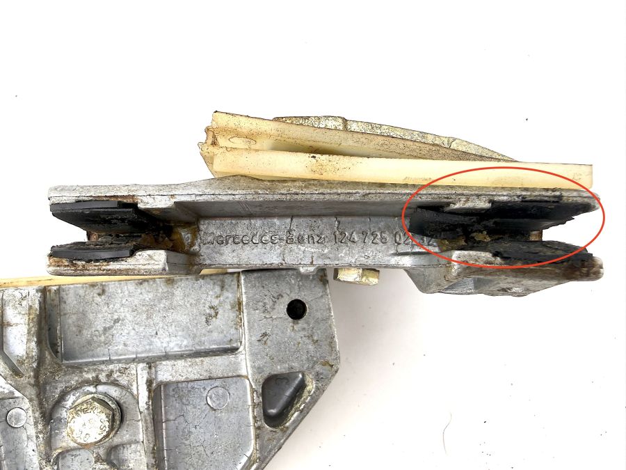 1247250132 1247250232 | Mercedes 300SL-24 | R129 Door window guide