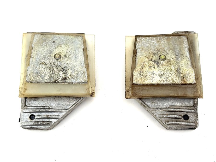 1247250132 1247250232 | Mercedes 300SL-24 | R129 Door window guide