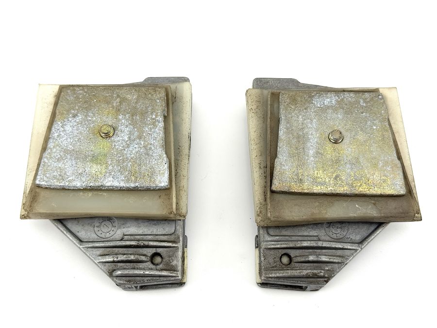 1247250432 1247250332 1267250897 | Mercedes SL500 | R129 Side window mounting holders