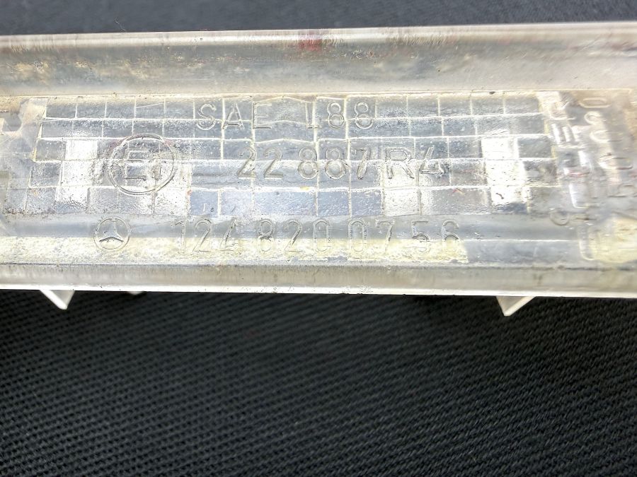 1248200756 124820075664 | Mercedes 300SL-24 | R129 License plate lamp