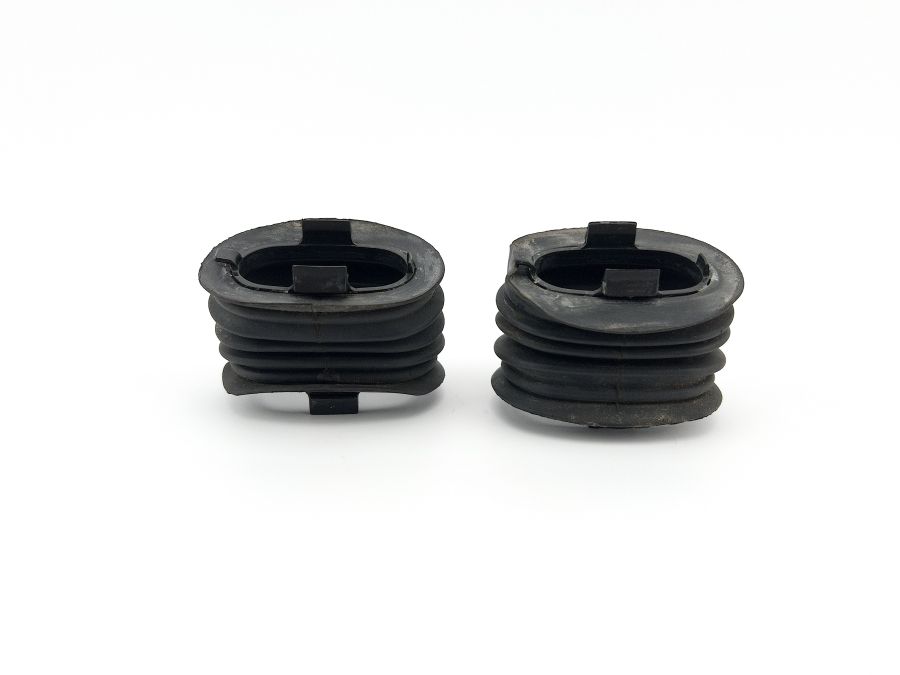 1248210197 | Mercedes SL500 | R129 Doors wires rubber protector pair