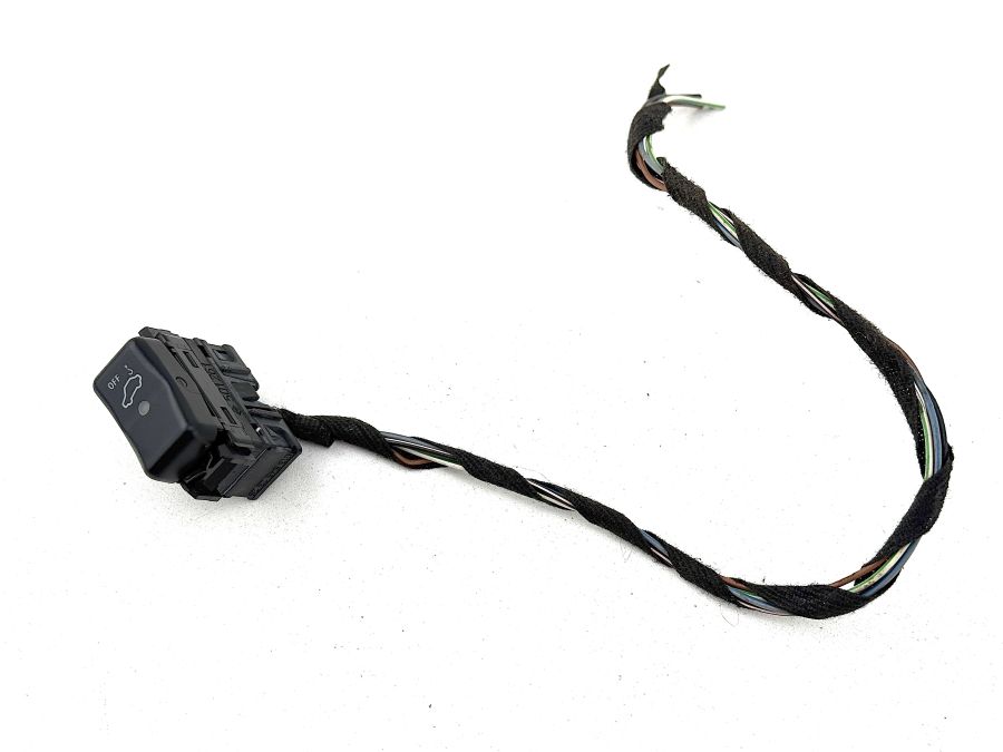 1248214951 | Mercedes SL500 | R129 Towing protection switch