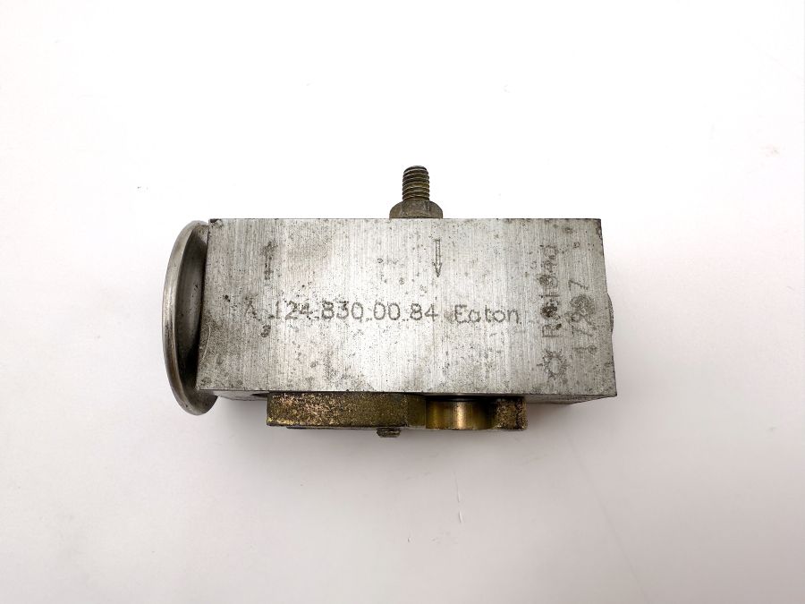1248300084 | Mercedes SL500 | R129 A/C pressure expansion valve 1248300084 | Mercedes SL500 | R129 A/C pressure expansion valve