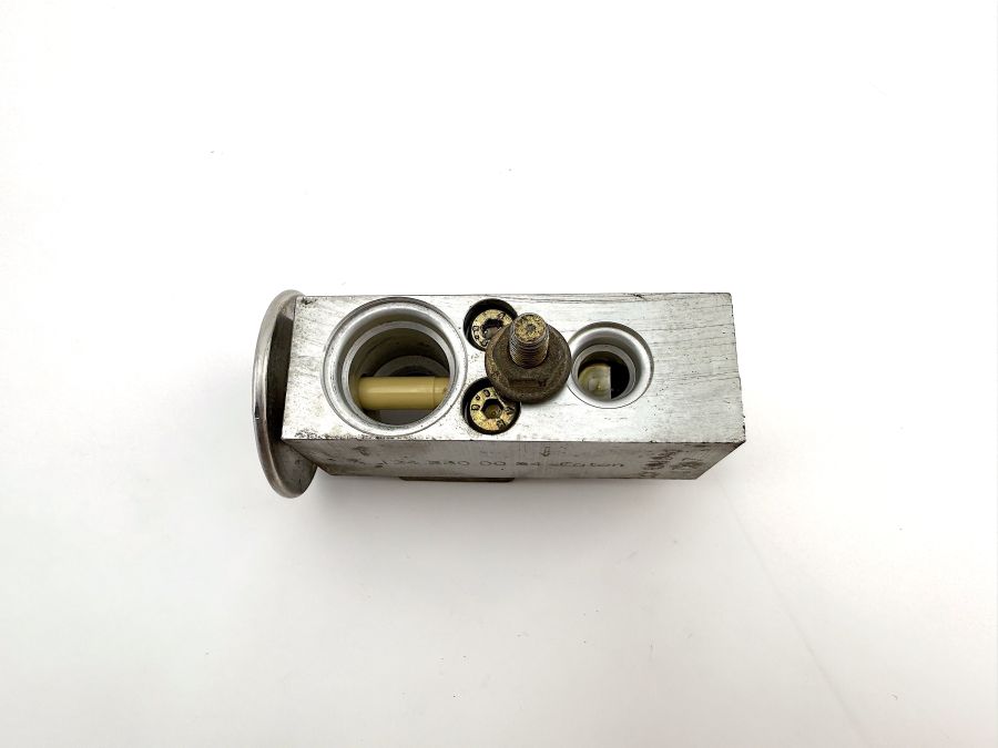 1248300084 | Mercedes SL500 | R129 A/C pressure expansion valve