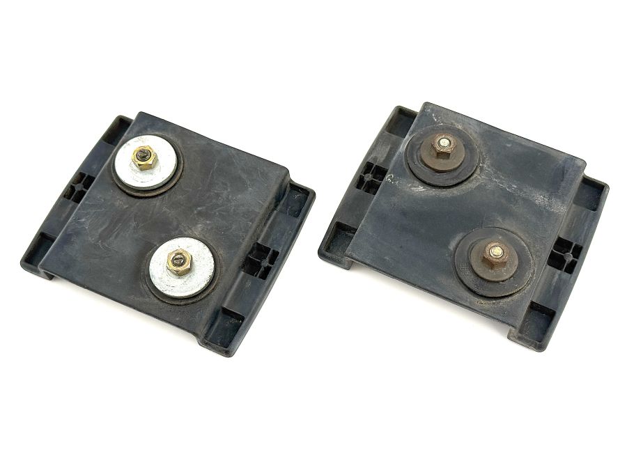 1248800130 | Mercedes SL500 | R129 Rear bumper guide bracket pair