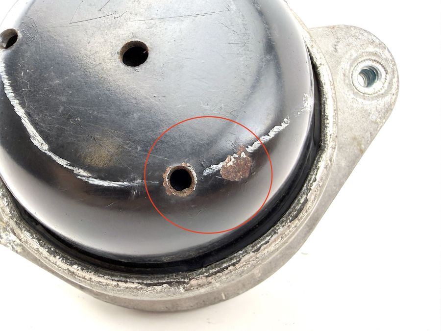 1292400817 | Mercedes 300SL-24 | R129 Engine mount