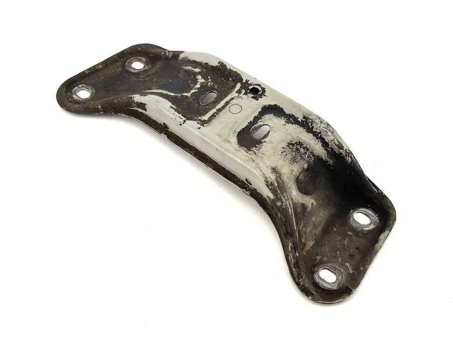 1292420101 | Mercedes 300SL-24 | R129 Gearbox rear holding bracket
