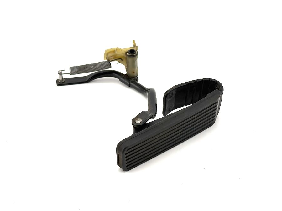 1293010082 | Mercedes 500SL | R129 Accelerator pedal
