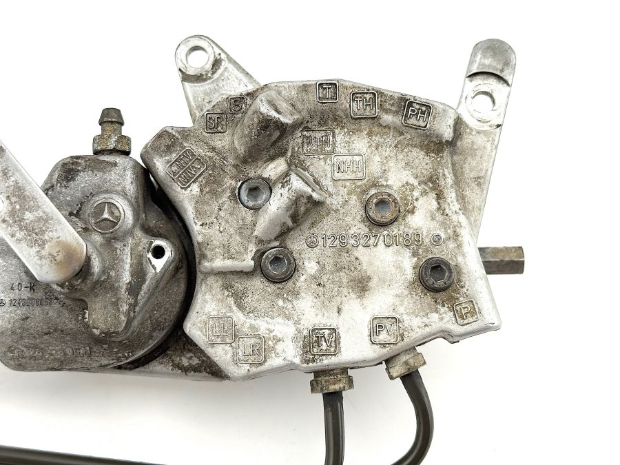 1293200058 1293270189 1243200058 | Mercedes 300SL-24 | R129 Front self leveling control valve