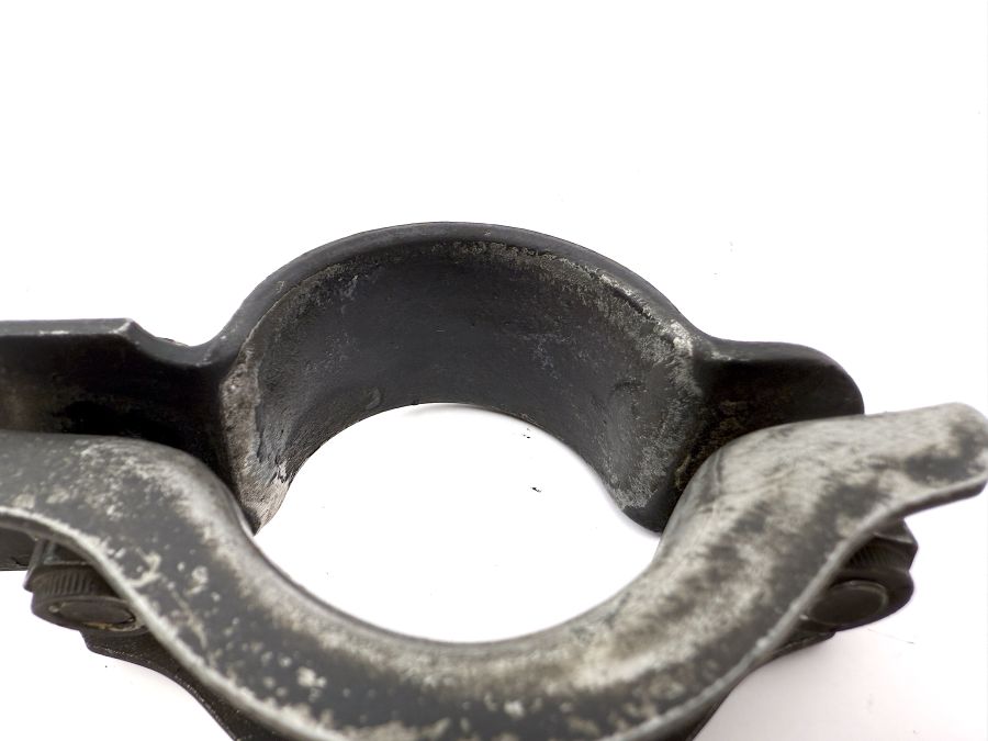 1293230026 1293230126 2013232340 | Mercedes SL500 | R129 Front stabilizer bar brackets 1293230026 1293230126 2013232340 | Mercedes SL500 | R129 Front stabilizer bar brackets