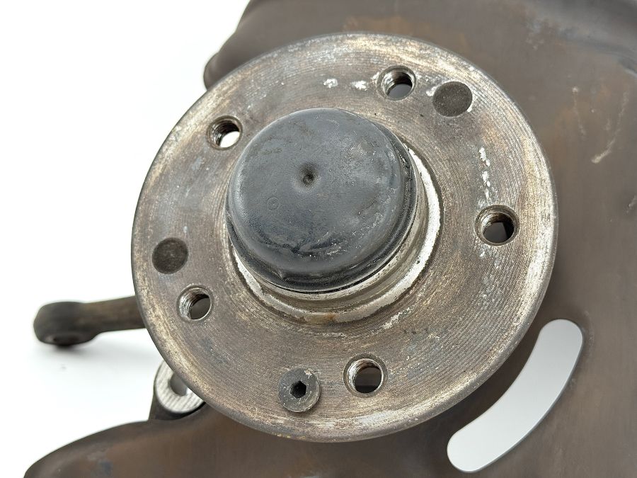 1293300220 1293300525 1293320320 | Mercedes SL500 | R129 Steering knuckle front left 1293300220 1293300525 1293320320 | Mercedes SL500 | R129 Steering knuckle front left