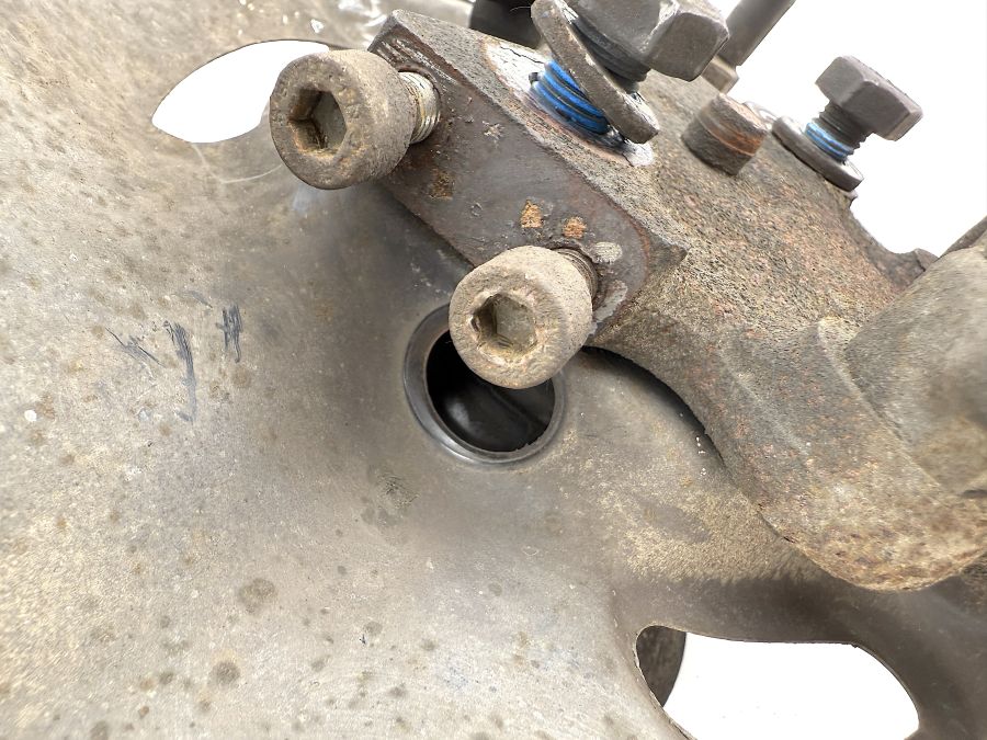 1293300220 1293300525 1293320320 | Mercedes SL500 | R129 Steering knuckle front left