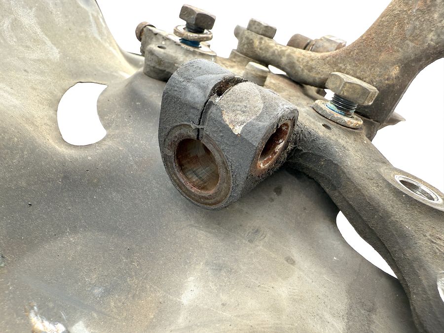 1293300320 1293320620 1293300525 | Mercedes SL500 | R129 Steering knuckle front right