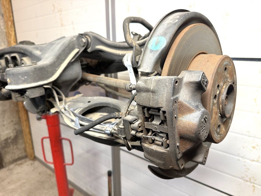 1293501508 1293504914 1293506110 | Mercedes SL500 | R129 Rear subframe