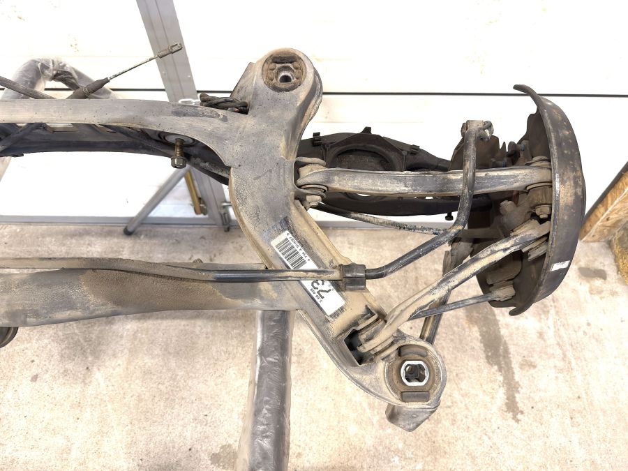 1293501508 2013502032 2013502132 | Mercedes 300SL-24 | R129 Rear subframe