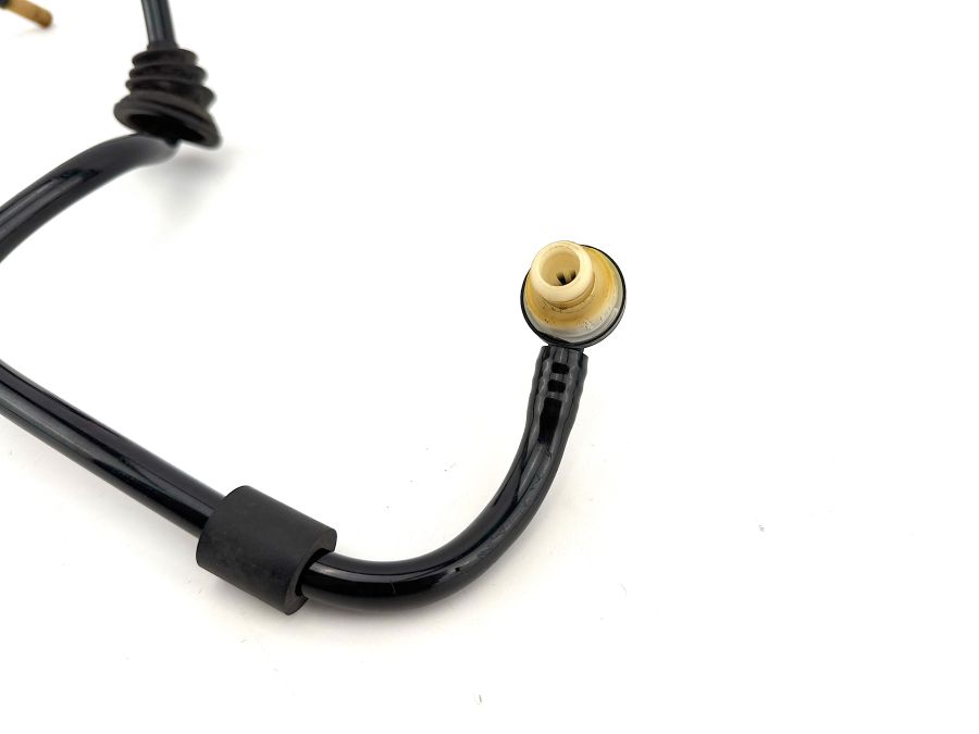 1294303229 | Mercedes SL500 | R129 Vacuum line to brake booster