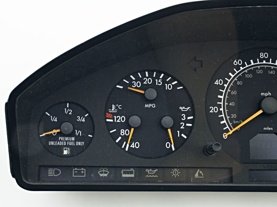 1294402411 110008833 | Mercedes SL500 | R129 Instrument cluster speedometer