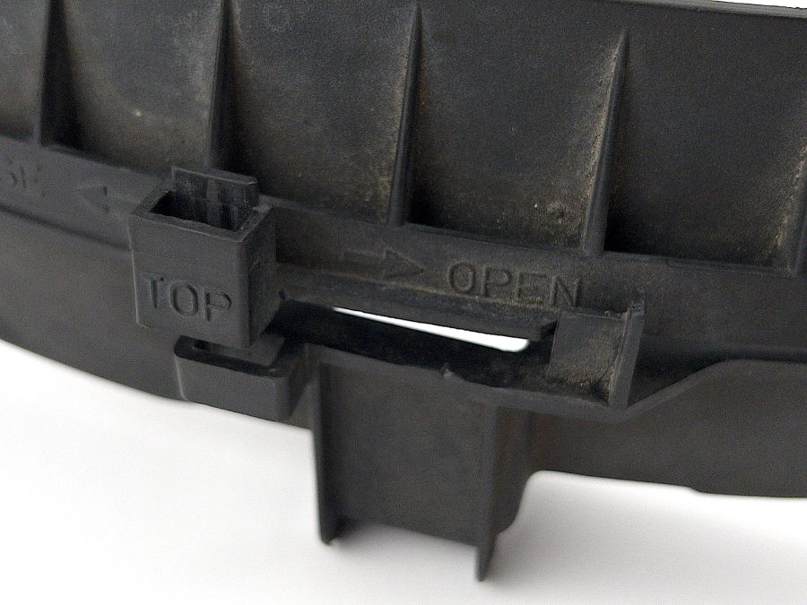 1295000155 1295050355 1295050255 | Mercedes SL500 | R129 Engine radiator fan shroud 1295000155 1295050355 1295050255 | Mercedes SL500 | R129 Engine radiator fan shroud
