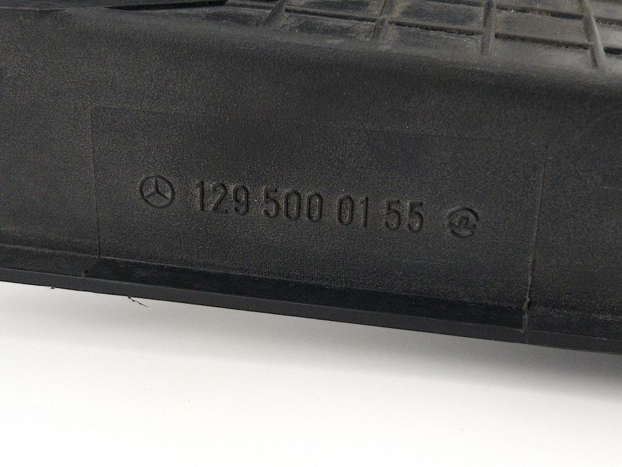 1295000155 1295050355 1295050255 | Mercedes SL500 | R129 Engine radiator fan shroud 1295000155 1295050355 1295050255 | Mercedes SL500 | R129 Engine radiator fan shroud