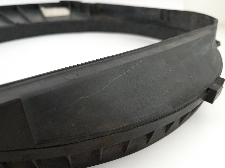 1295000155 1295050355 1295050255 | Mercedes SL500 | R129 Engine radiator fan shroud 1295000155 1295050355 1295050255 | Mercedes SL500 | R129 Engine radiator fan shroud