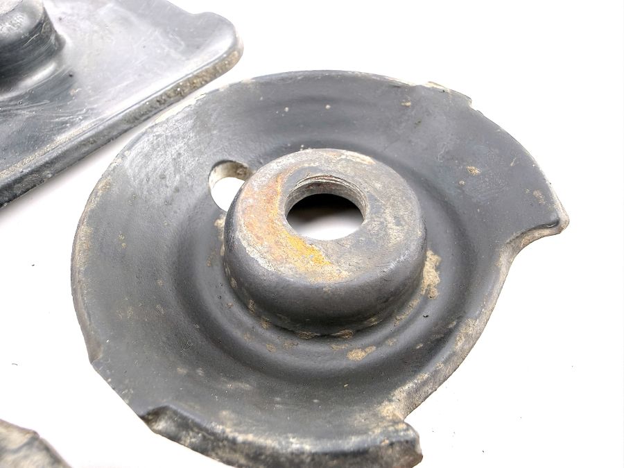 1295240088 1295240176 0019901612 | Mercedes 300SL-24 | R129 Stabilizer struts cover plates with bolts