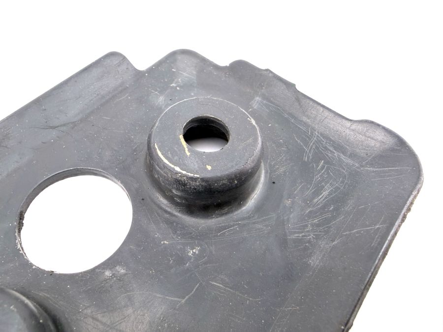 1295240088 1295240176 0019901612 | Mercedes 300SL-24 | R129 Stabilizer struts cover plates with bolts
