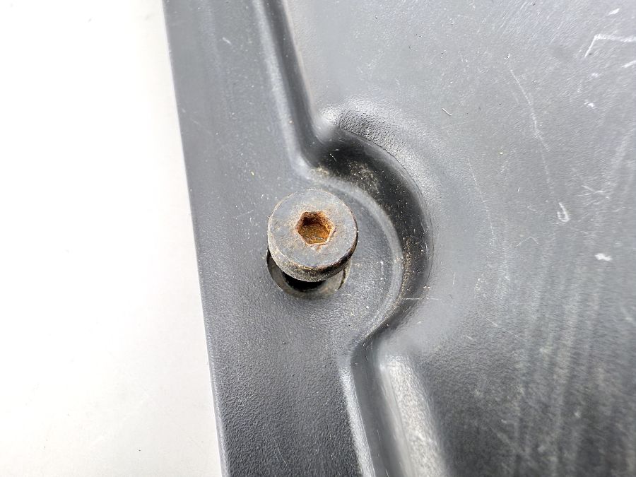 1295400682 1405844321 | Mercedes SL500 | R129 Ecu fuse box control module cover