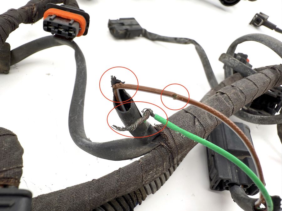 1295403733 | Mercedes SL500 | R129 Engine motor cable wiring harness 1295403733 | Mercedes SL500 | R129 Engine motor cable wiring harness